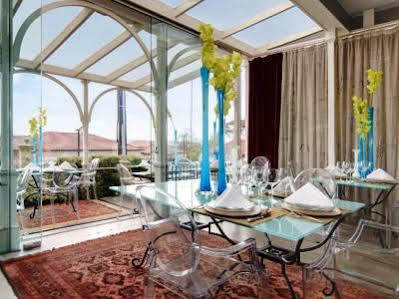 Mollies Boutique Hotel 5*