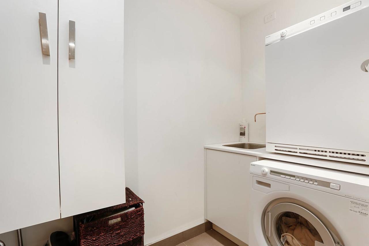 Apartment Architectural Parkside Paradise Auckland