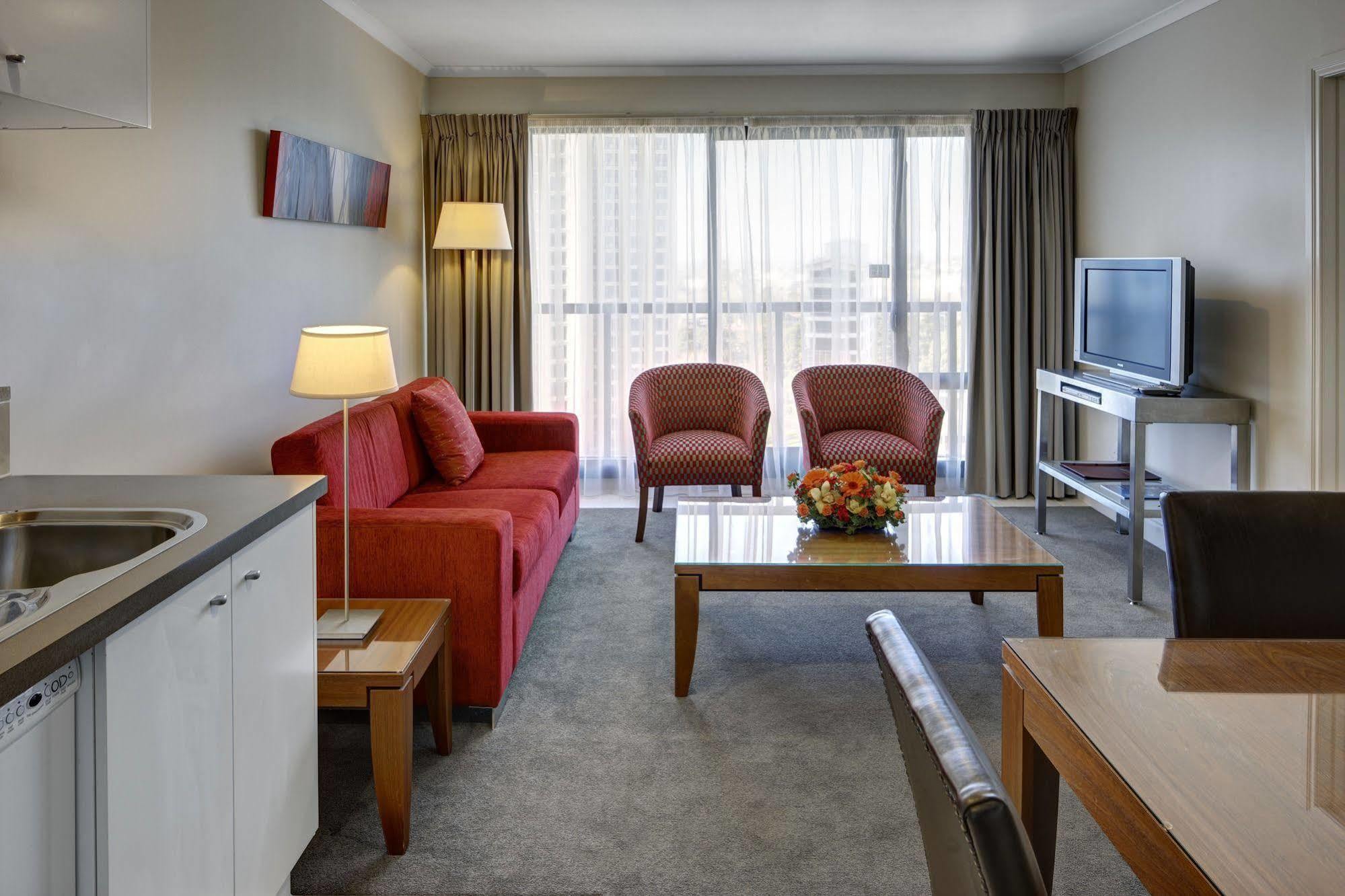 Adina Citylife Hotel 4*