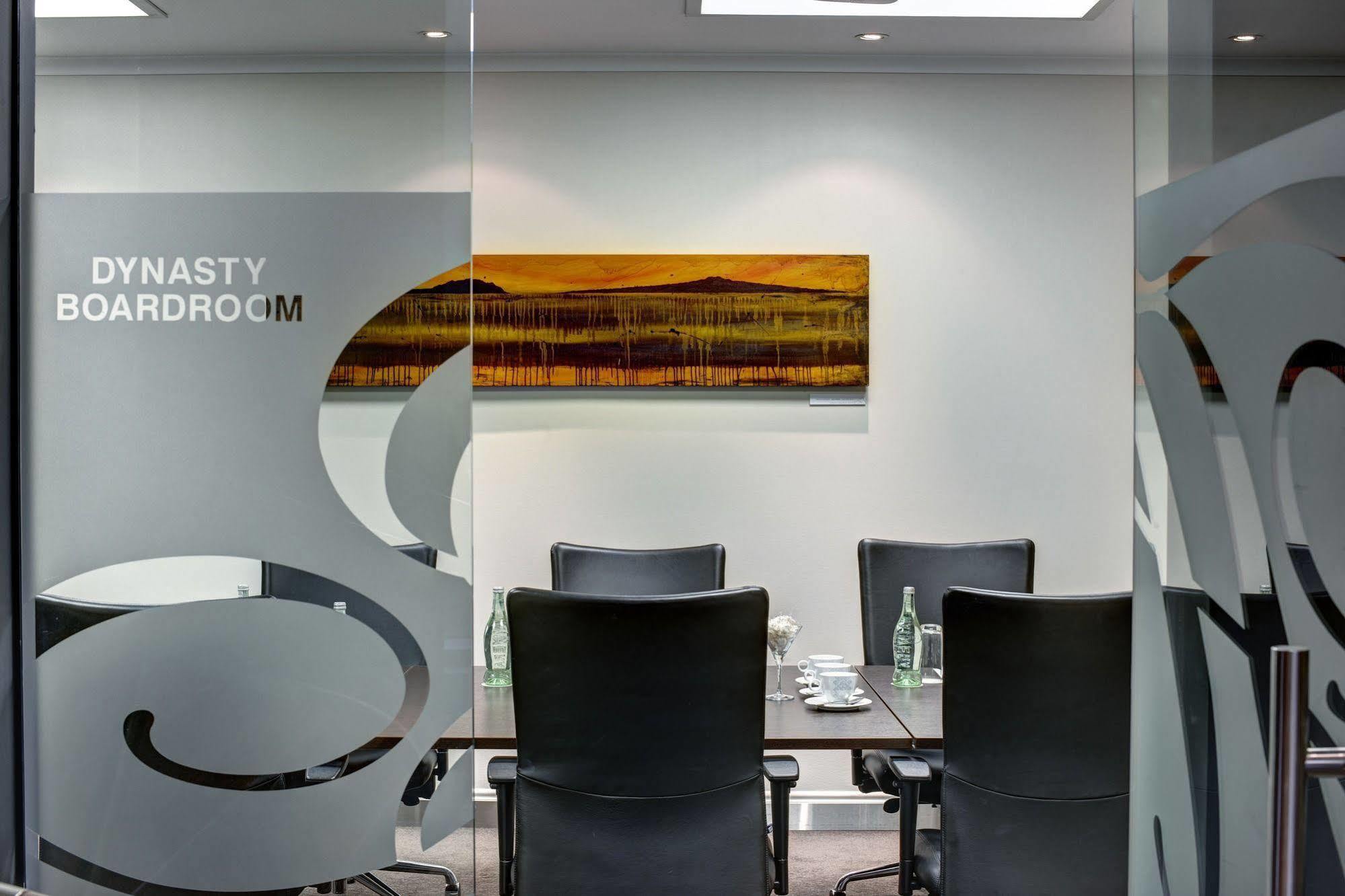 Adina Citylife 4* Auckland