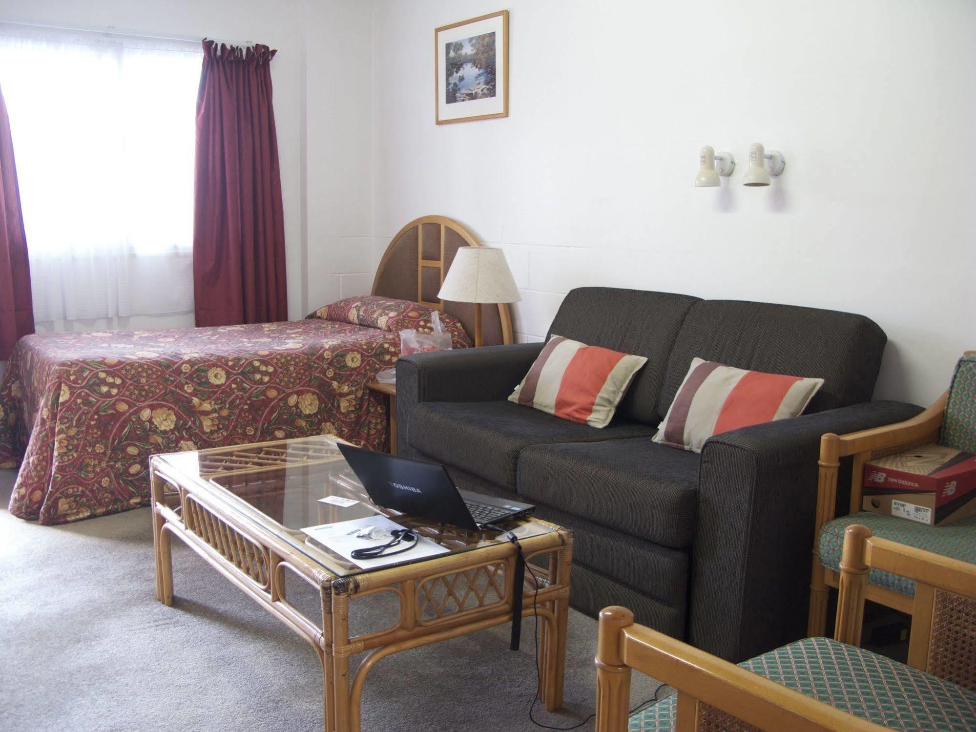 New Haven 3* Auckland