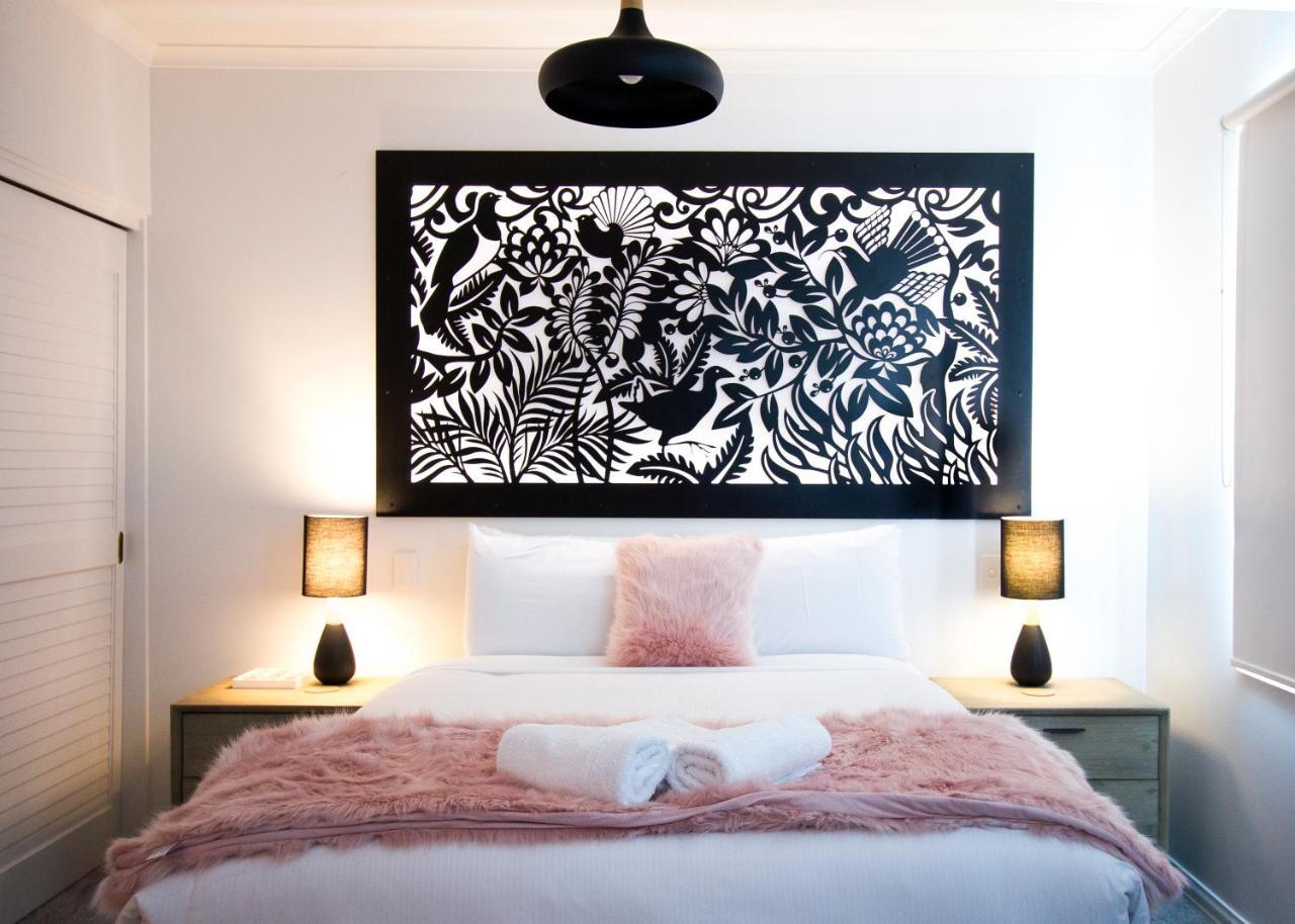 Best Nest In Viaduct, Cbd