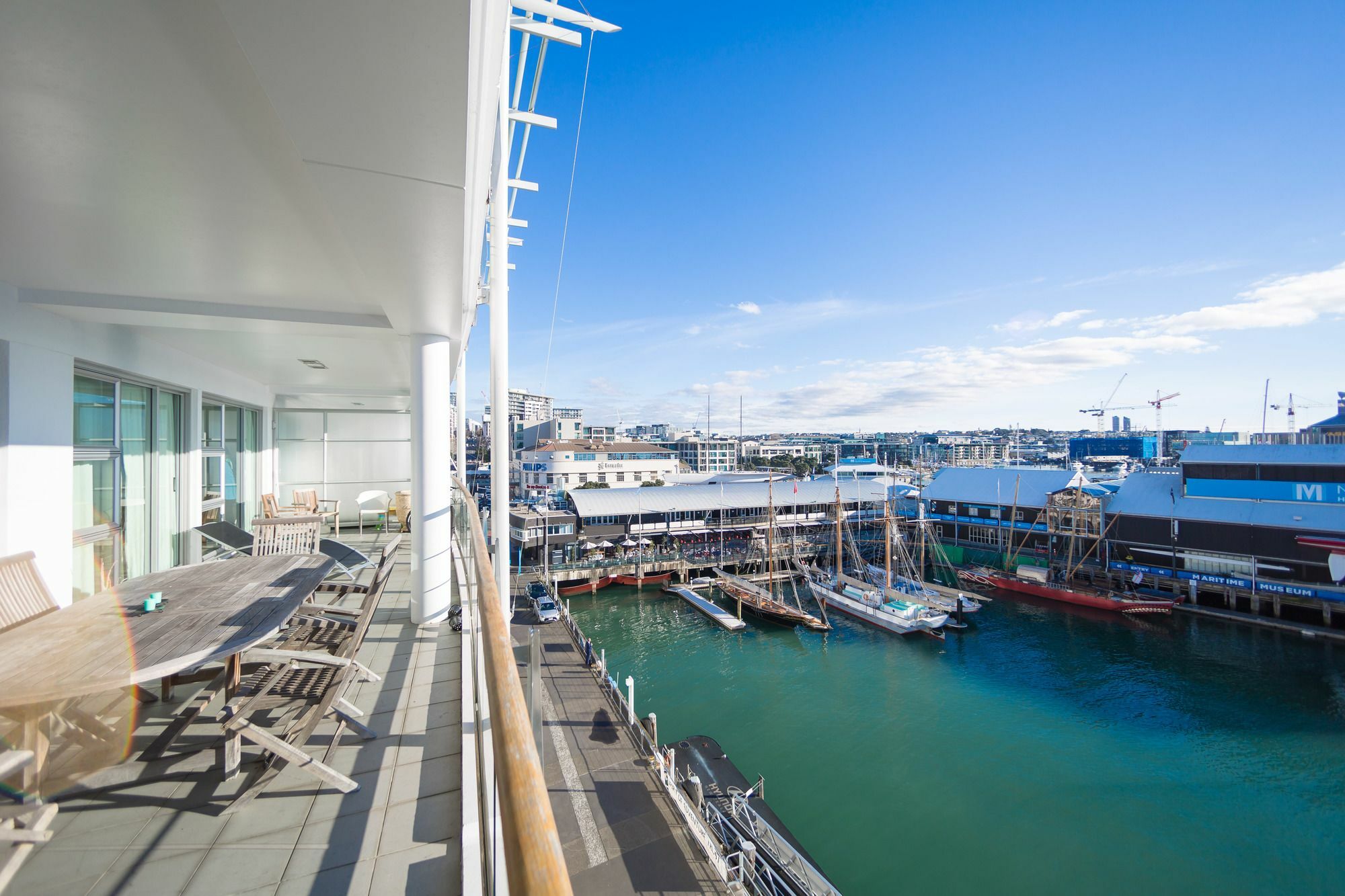 Apartment Stunning At Princes Wharf *