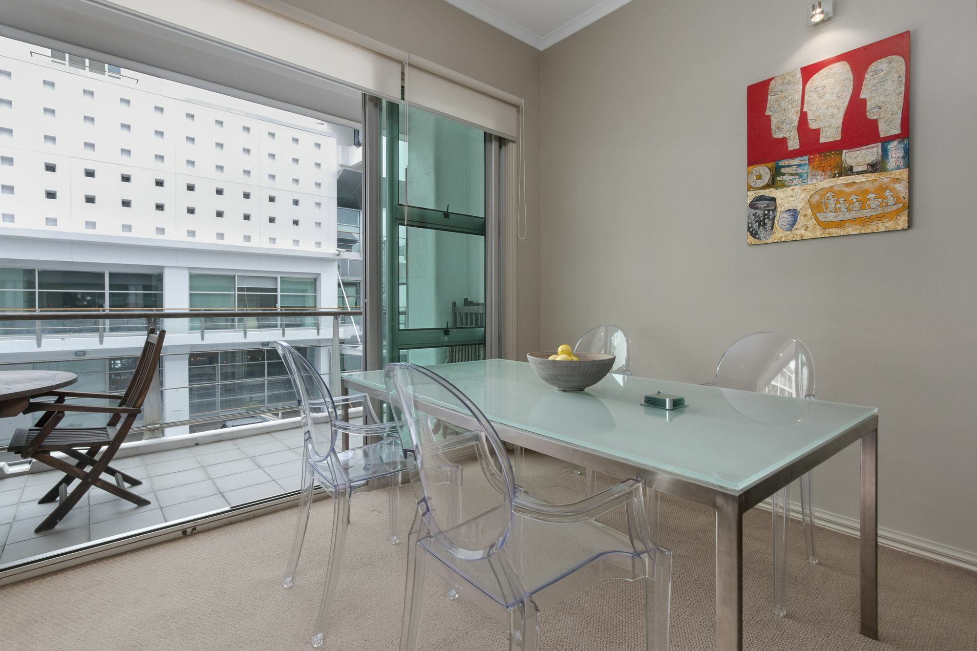 Perfect Location, Viaduct Harbour Cbd