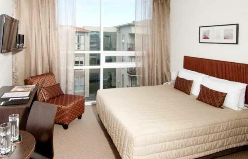 Quest Henderson Aparthotel