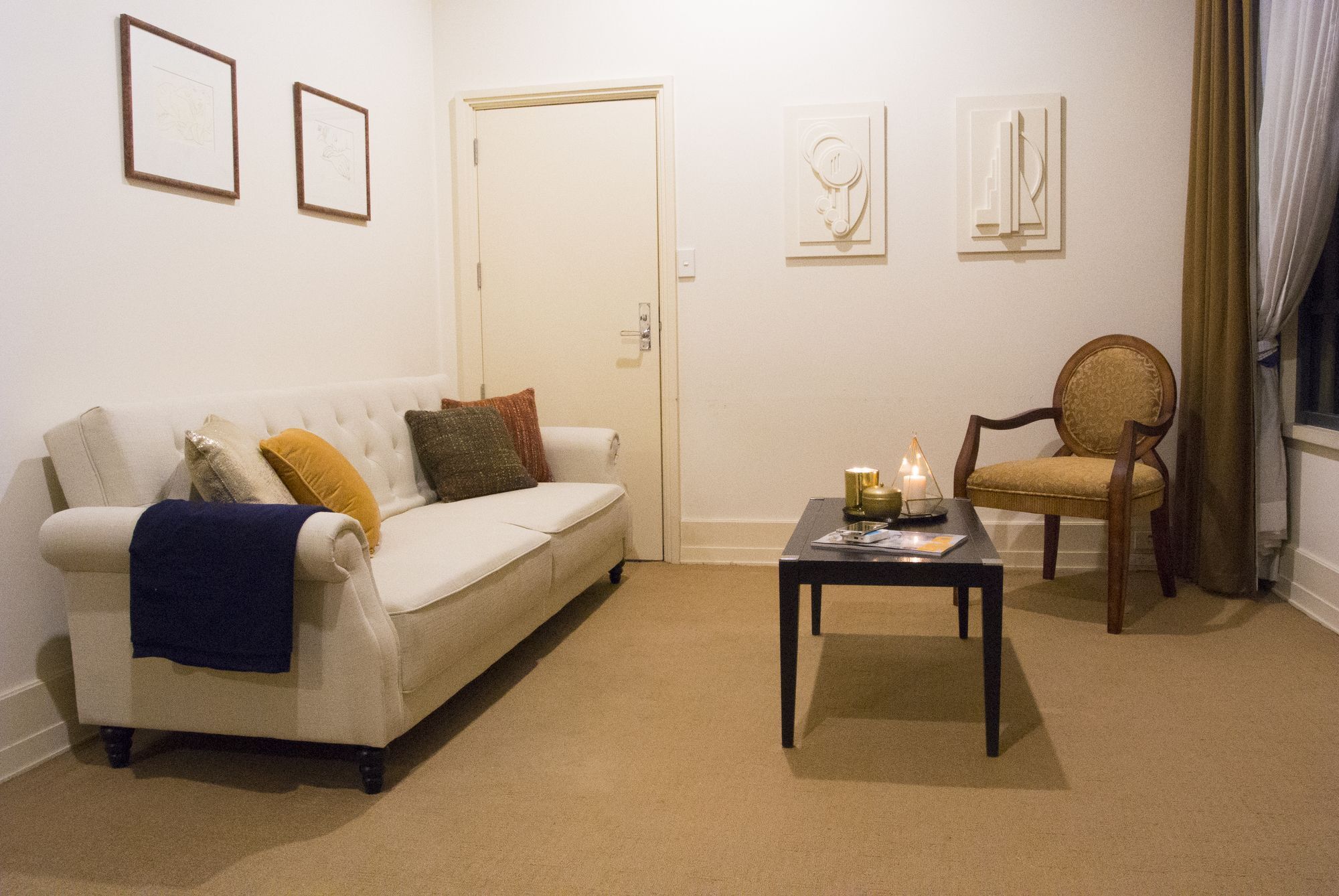Apartment Mid-century