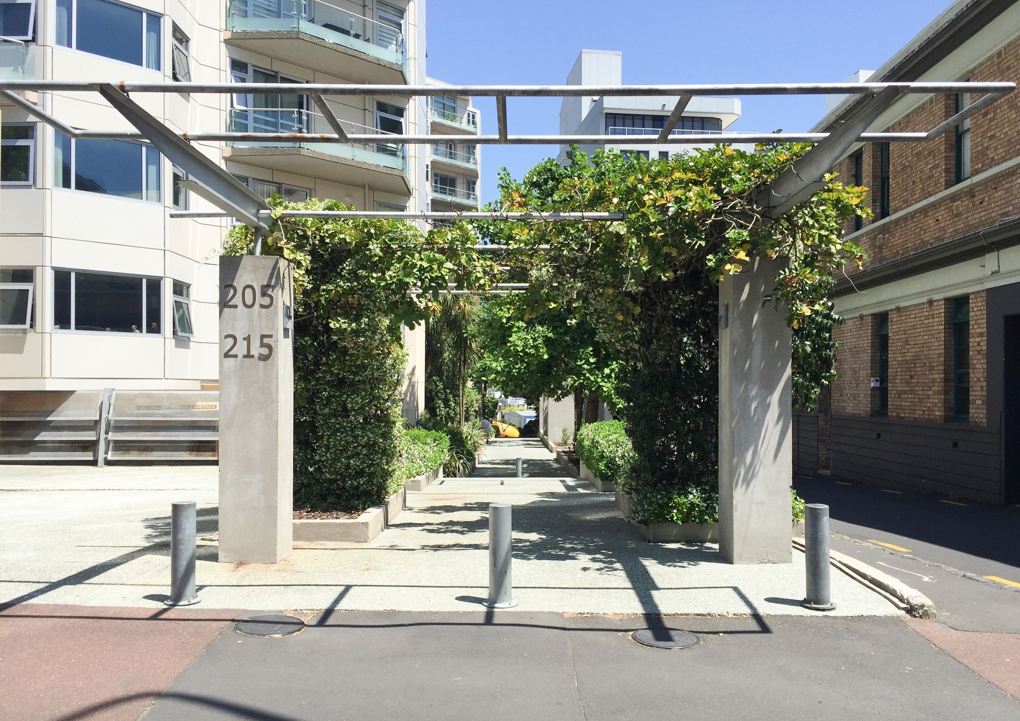 Luxury At Hobson Gardens *