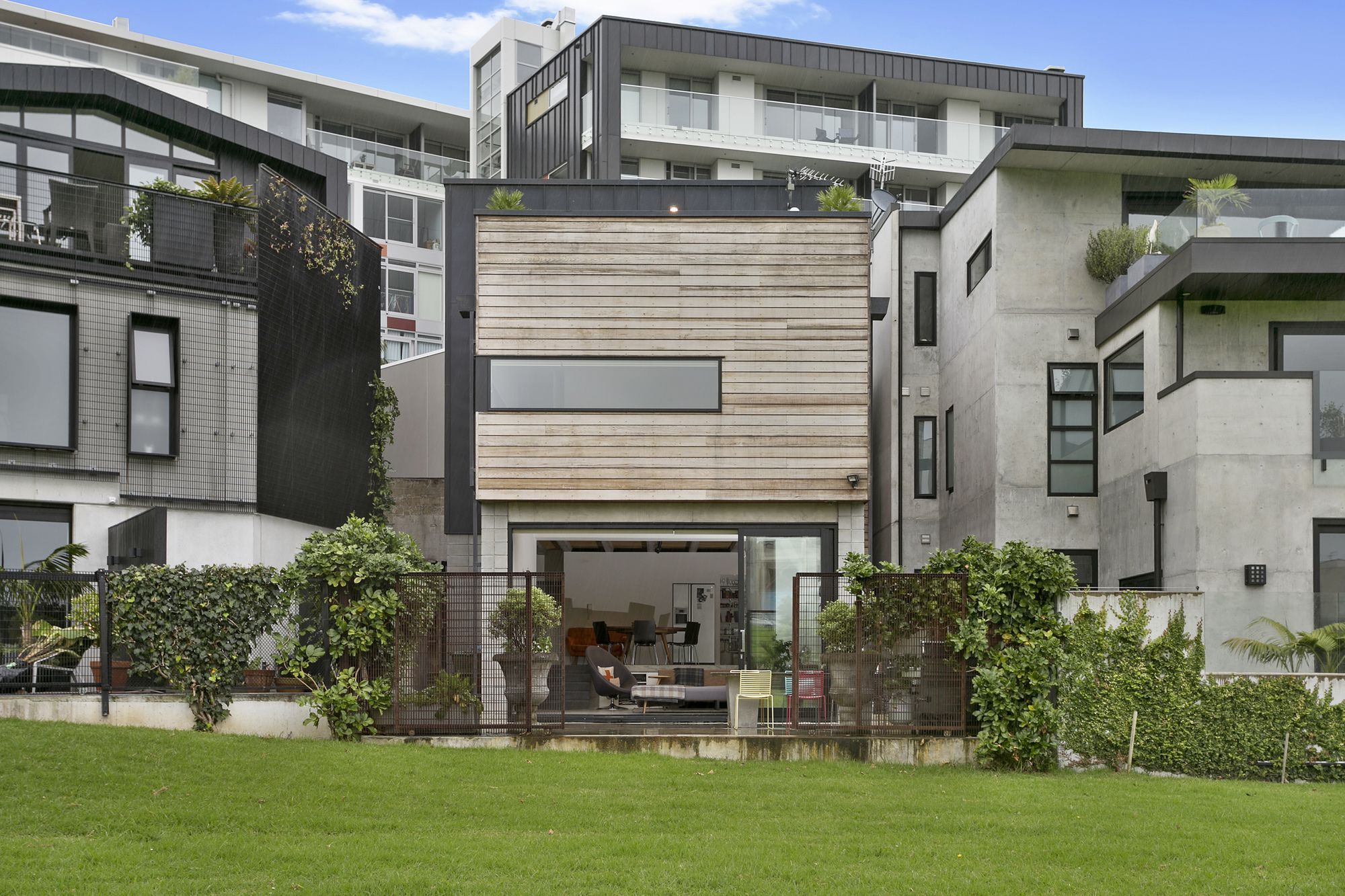 Apartment Architectural Parkside Paradise *