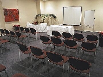 Adina Citylife Hotel 4*