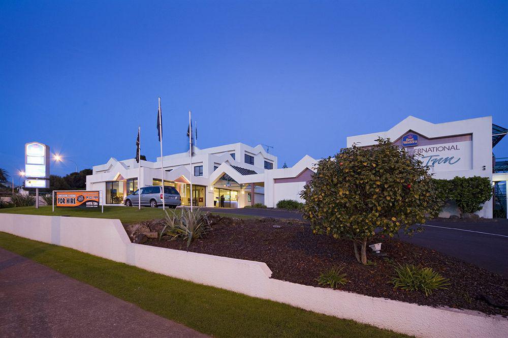 Best Western Ellerslie International 4*