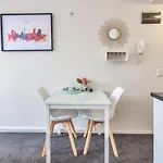 Cosy At The Cambridge Apt With Wi-Fi And Netflix