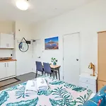 Oasis Studio In City Central - Aircon And Free Wifi