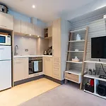 Pristine Inner-City Nest With Carpark
