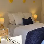 Takapuna Beach Accommodation