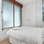 Elegant & Sunny Living With Stunning Marina Views