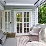 Heritage Renovated 2 Bedroom Ponsonby Villa