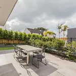 Spacious High Spec Executive Home Garage!