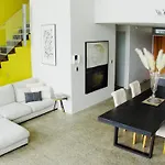 City Fringe Apartment With Sky Tower And City Views