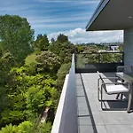 Sunrise Garden Suites