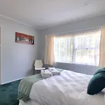 Spacious 4 Bedroom Home With Free Parking