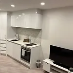 Free Wifi!! Spacious 1-Bedroom Apt, Auckland Cbd