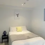 Amazing Views 2 Bedroom Apt In Auckland Cbd