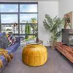 Deluxe Mahuhu 2 Bedroom - Spark Arena - Free Parking