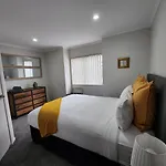 Motel On Wallson