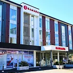 Ramada Suites By Wyndham Albany