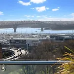 Lovely And Warm One Bedroom In The Cbd