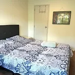 Albany Oteha Home-Bnb