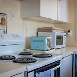 Travellers Retreat 1 Bedroom In Central Auckland