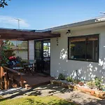 Travellers Retreat 1 Bedroom In Central Auckland