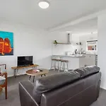 Renovated Takapuna 2Br Apt L Parking L Skytower