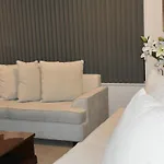 The Rise - Executive Ensuite