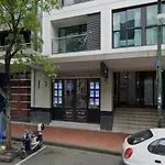 Spacious Apartment On Akl Viaduct With Balcony