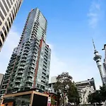 Sun Kissed Apartment With Panoramic Views