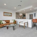 Qv Modern Upscale Apartment - 1012