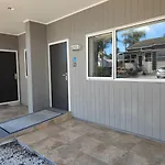 Phoenix Palm Motel