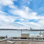 Qv Modern Upscale Apartment - 1012