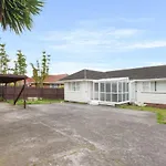 Homey Hideaway 3 Bedroom W Parking , Wi-Fi And Netflix