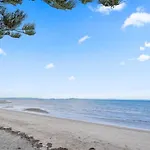 Amazing Home By Beach - Fully Aircon-Ed - Wifi