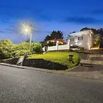 The Nifty Nook Studio With Parking And Wi-Fi