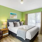 Family Retreat With Parking, Wi-Fi And Garden