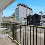 Fantastic Aprt In Central City - Wifi - Netflix