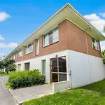 Cosy Haven Unit With Garage And Air-Con