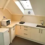 Familyroomwithbathroom2Aldult