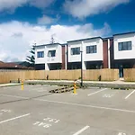 Cozy Brand New Townhouse 36