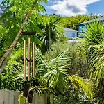 Forest View Apartment With Parking And Garden