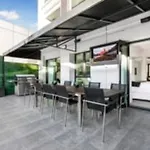 Auckland Viaduct\'S Big Balcony Breathtaking Views!